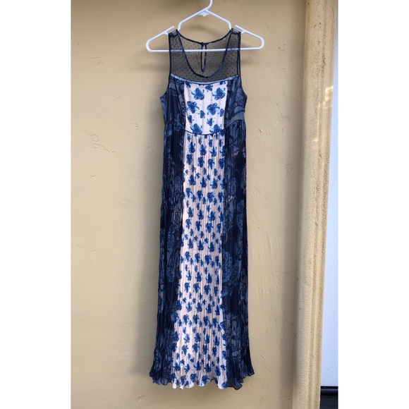 Gorgeous Blue Floral Dress —Worn Once! - Picture 2 of 7